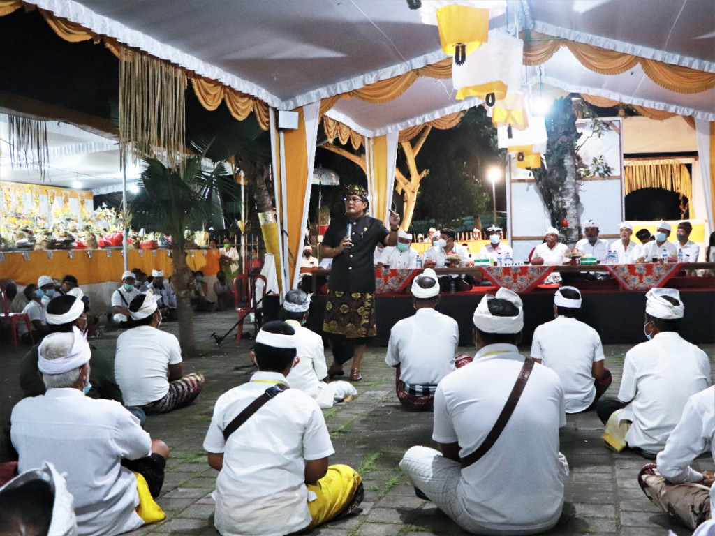 Karya Pitra Yadnya dan Manusa Yadnya Desa Adat Mengwitani